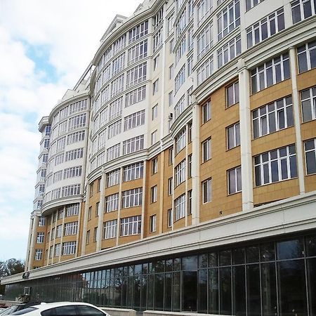 Modern Double Bedroom Apartment In Arkadia Odessza Kültér fotó