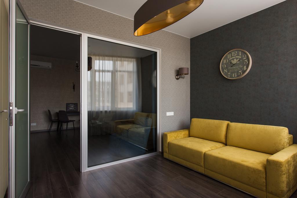 Modern Double Bedroom Apartment In Arkadia Odessza Kültér fotó